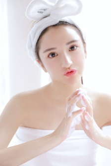 何以笙